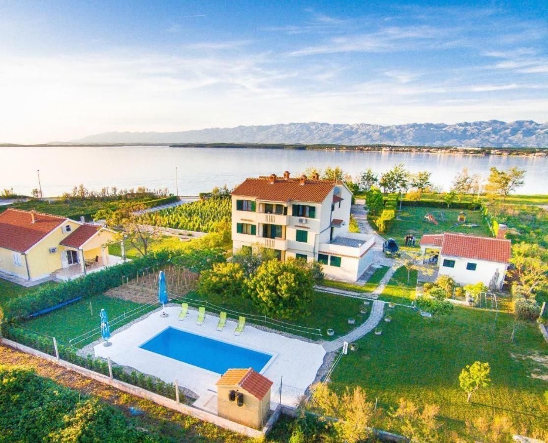 Aenona Sea View Apartments นิน ภายนอก รูปภาพ